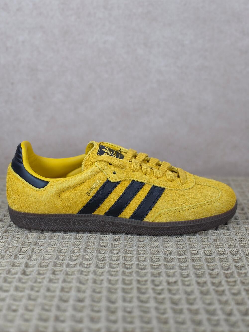 Adidas Samba OG IH4385 Men’s 9 / Women’s 10 Yellow Black Gum – Brand New